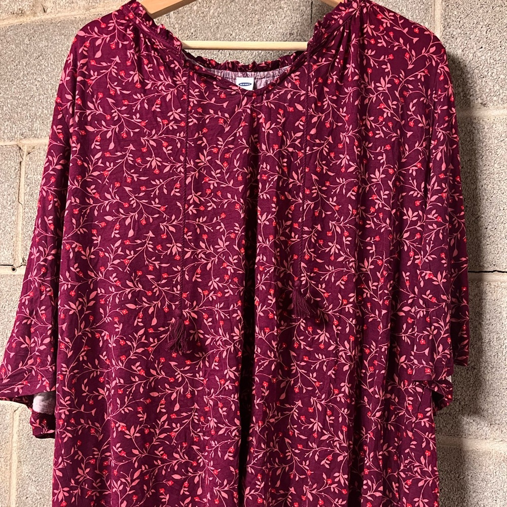 Maroon flowy blouse